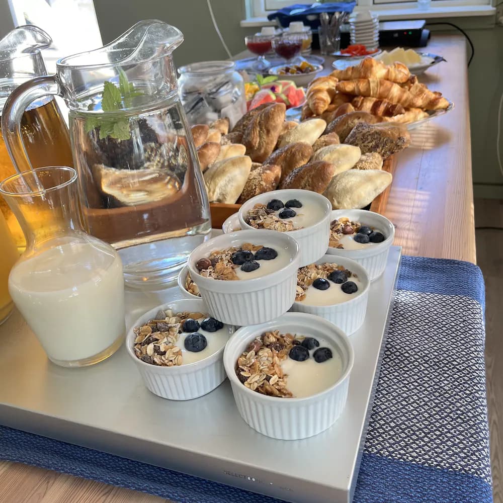 Breakfast buffet