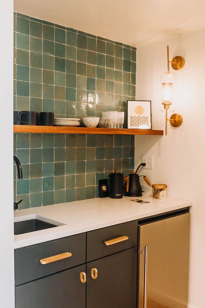 Private kitchenette