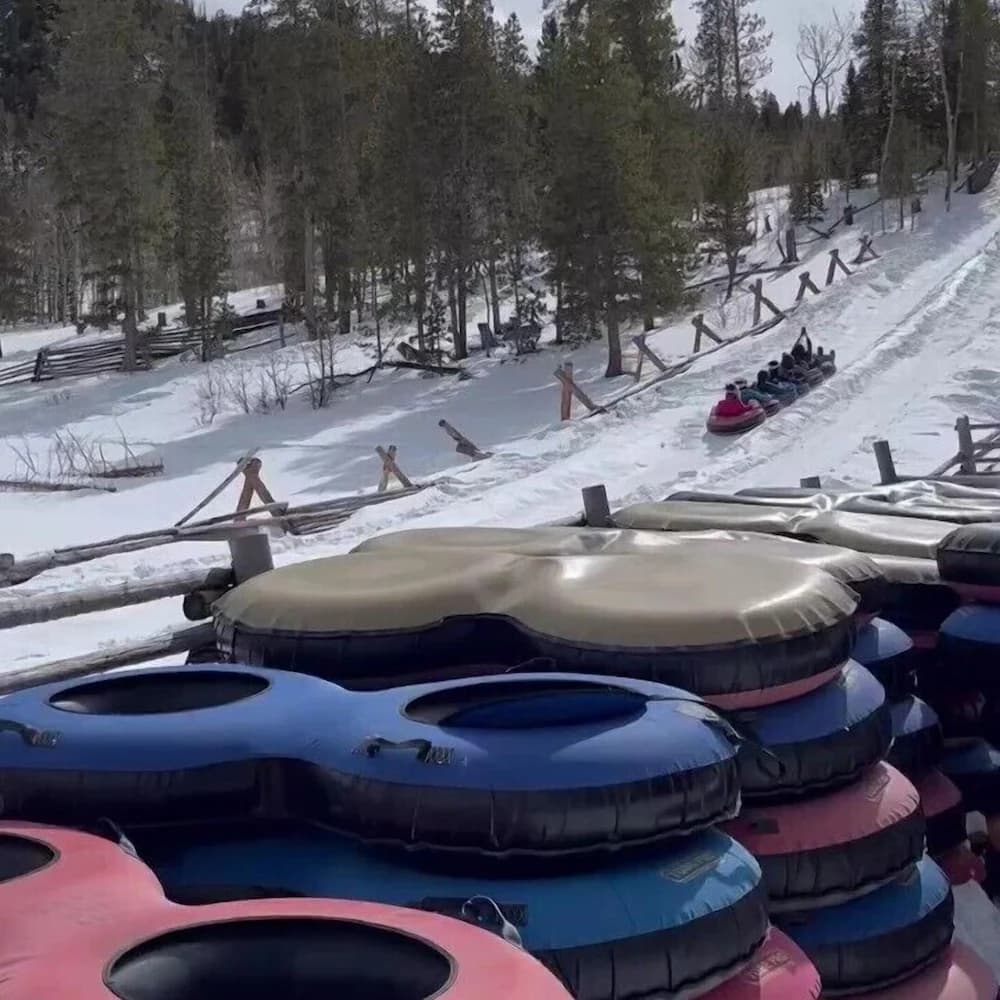 Snow tubing