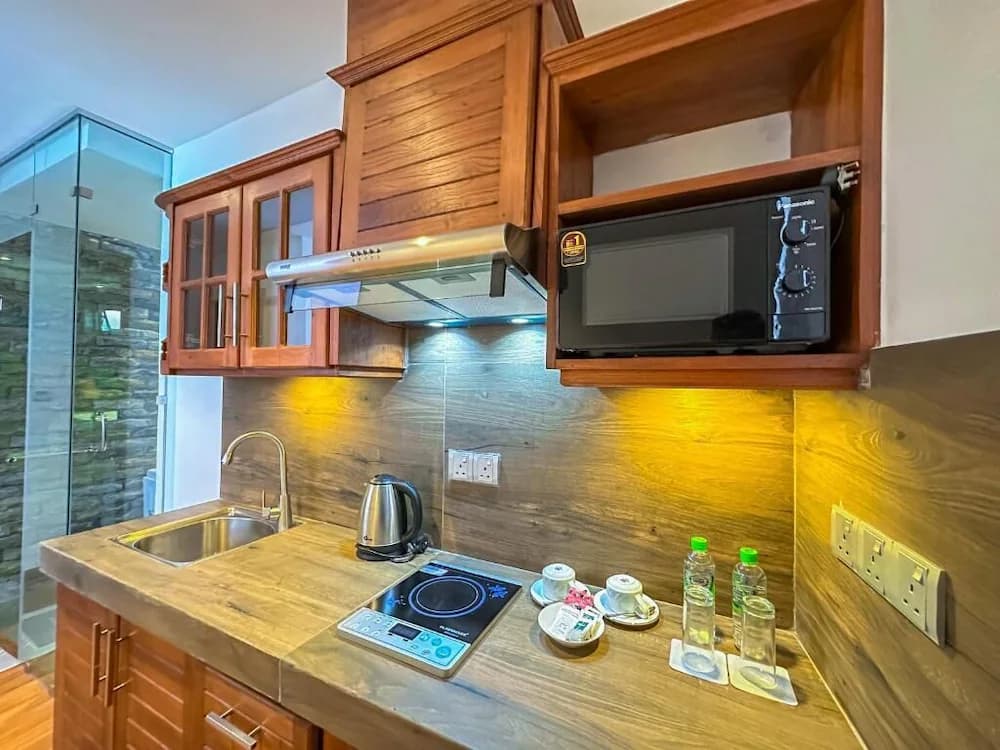 Private kitchenette