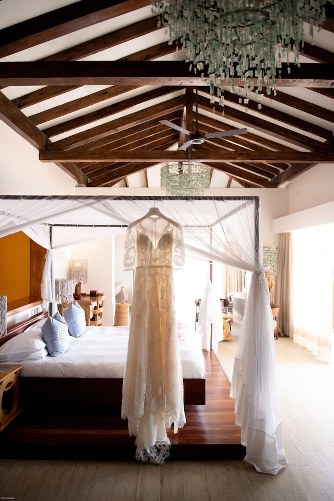 Indoor wedding