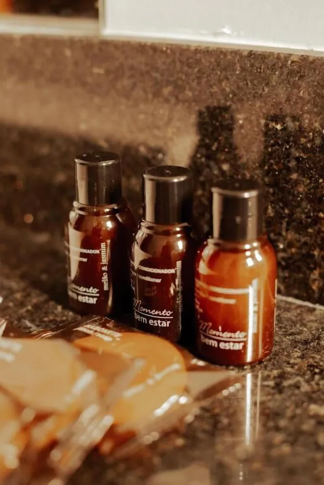 Bathroom amenities