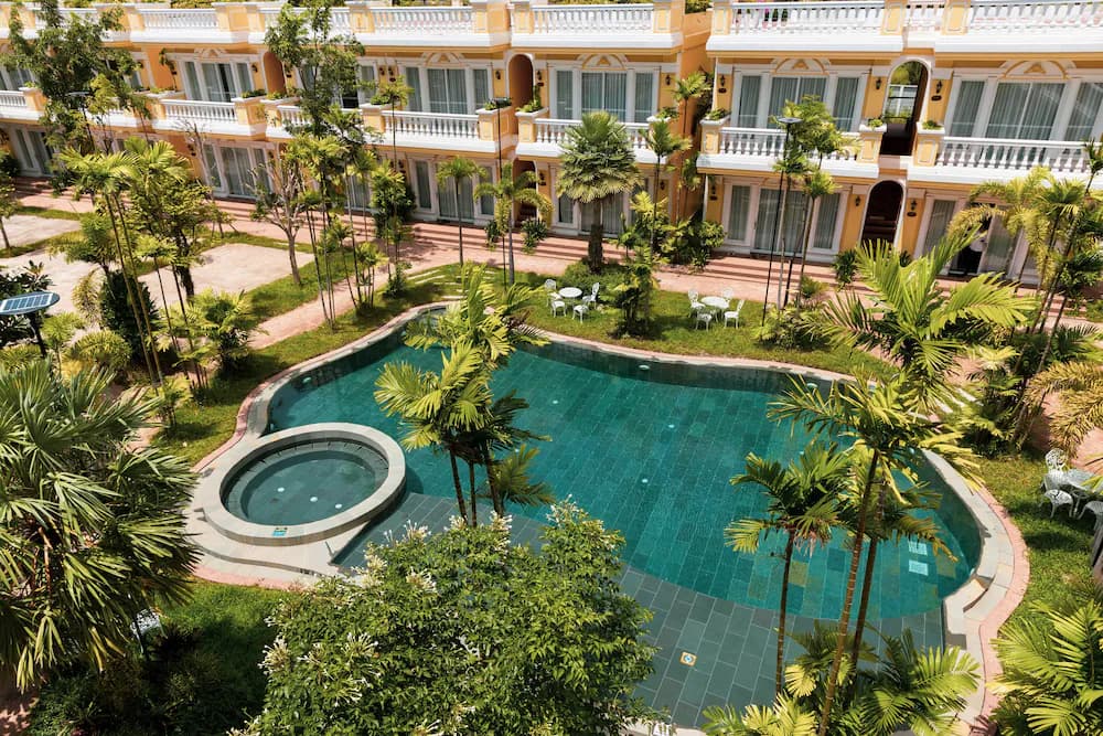 Outdoor pool