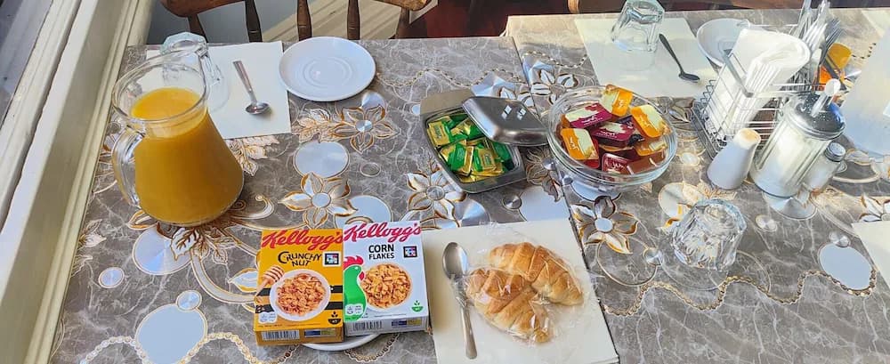 Breakfast meal