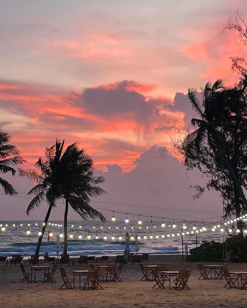 Beach bar