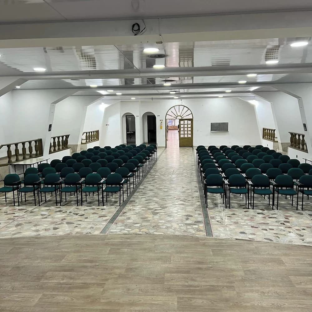 Banquet hall