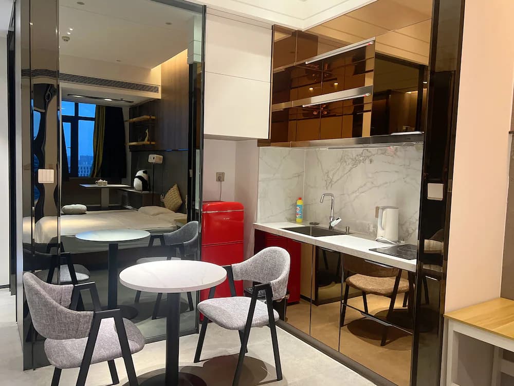 Private kitchenette