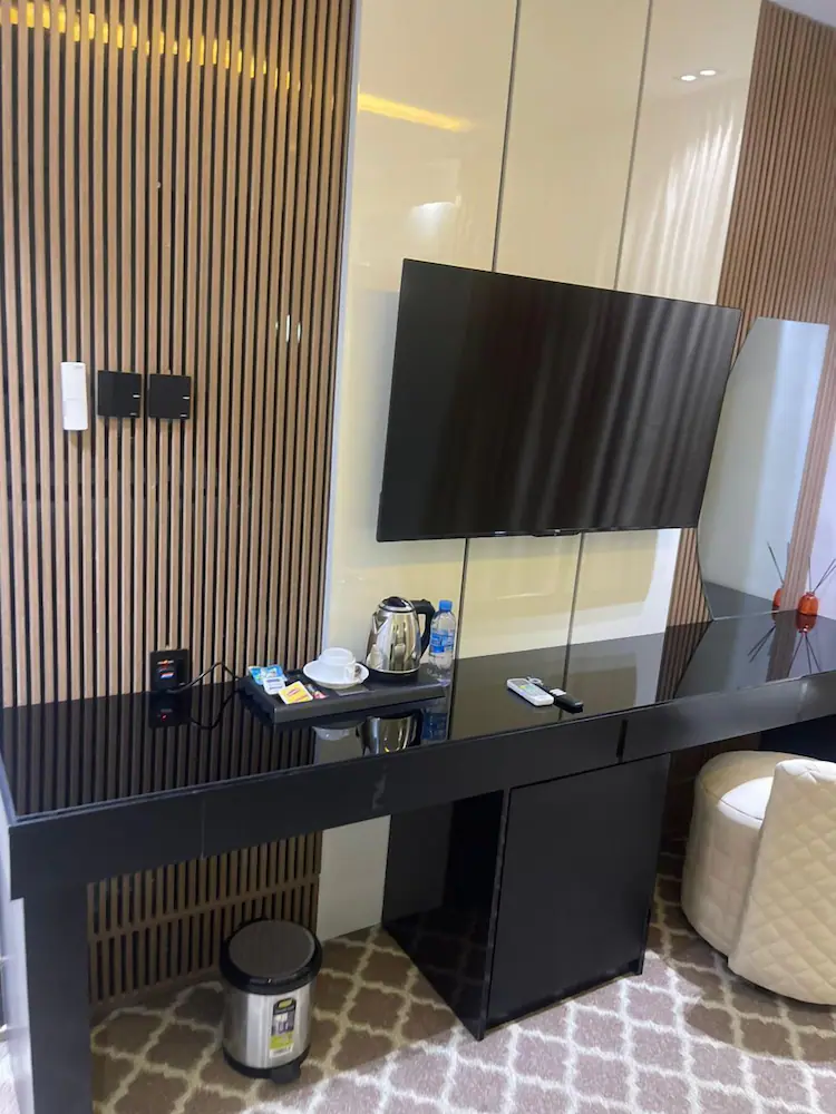 Room amenity