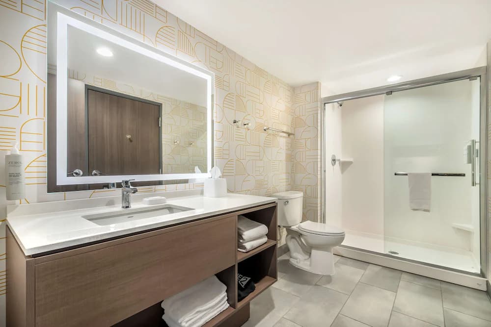 Bathroom shower