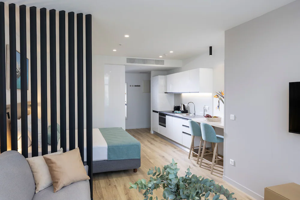 Private kitchenette