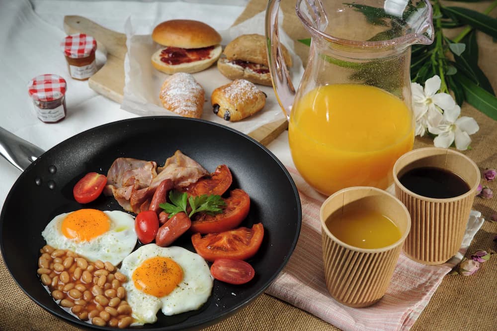 Breakfast meal