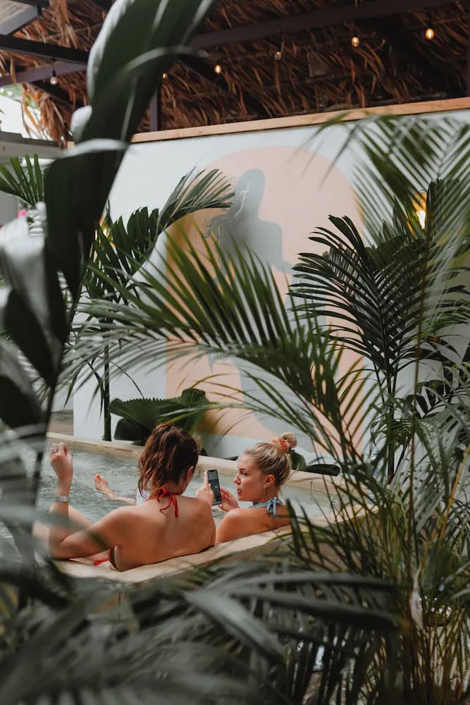 Outdoor spa tub