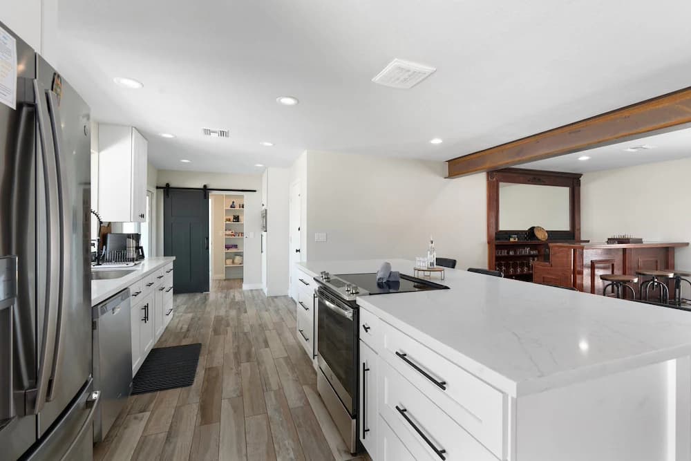 Private kitchen