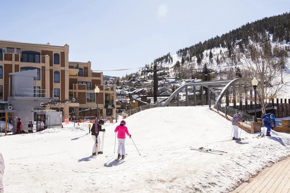 Snow and ski sports