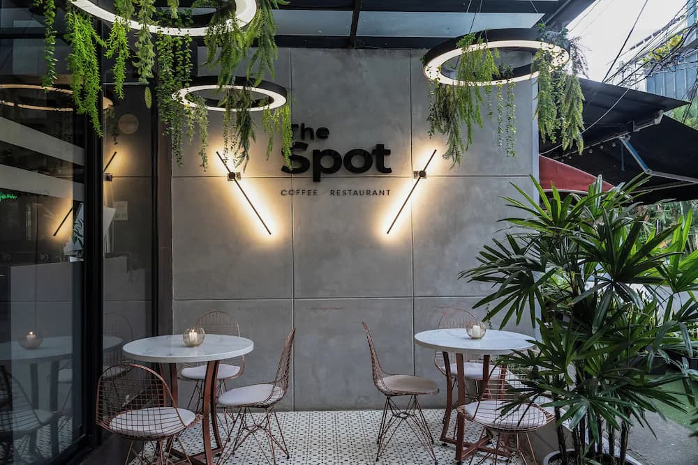 Food court