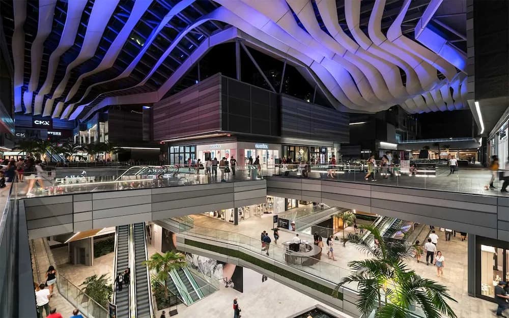 Shopping mall