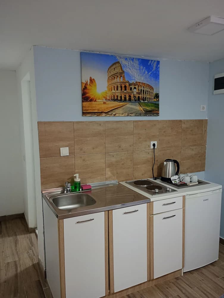 Private kitchenette