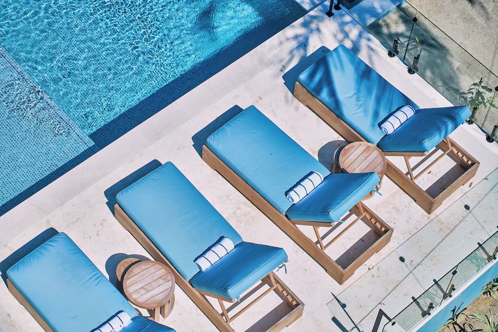 Infinity pool