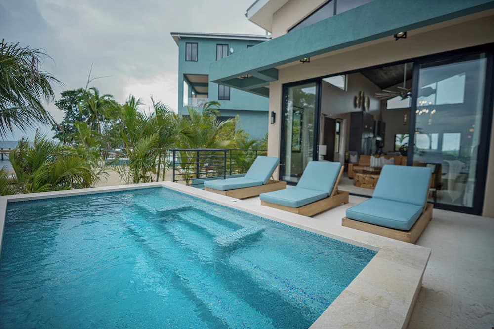 Private pool