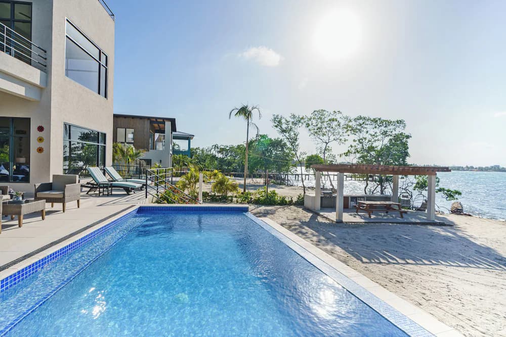 Private pool
