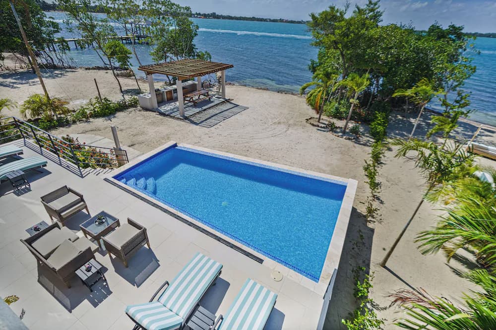 Private pool