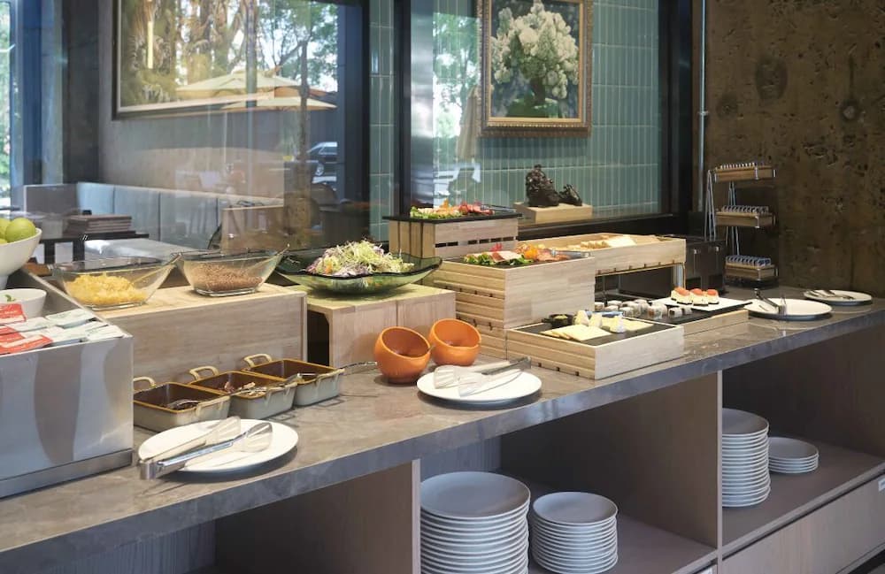 Breakfast buffet