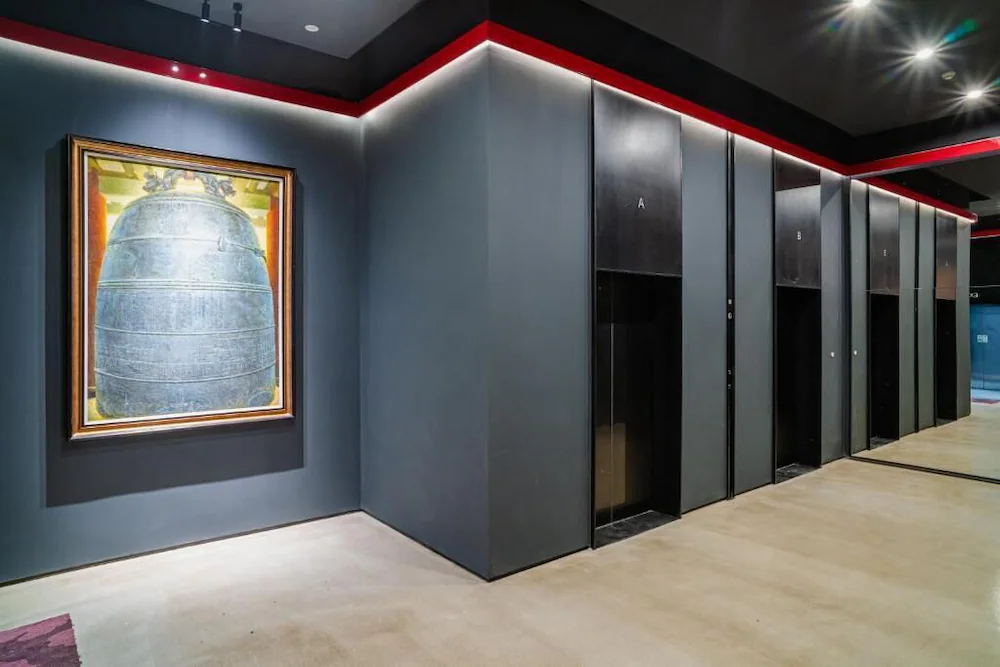 Elevator
