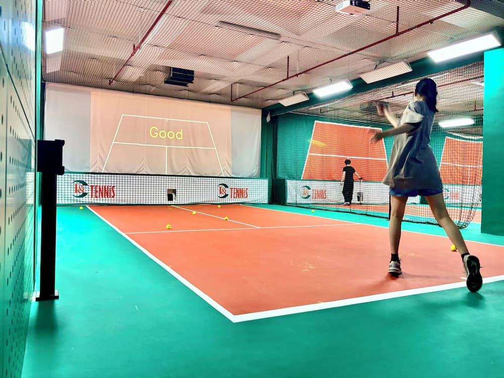 Tennis court
