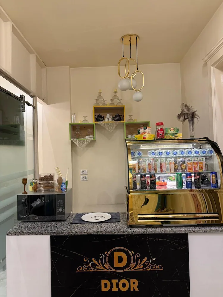 Snack bar