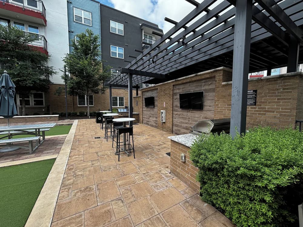 BBQ/picnic area