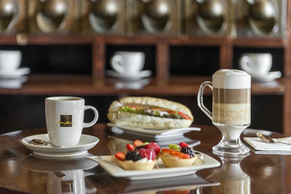 Cafe