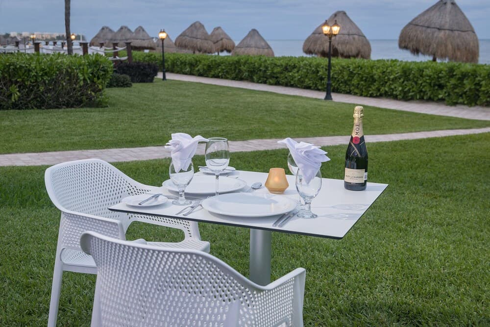 Couples dining
