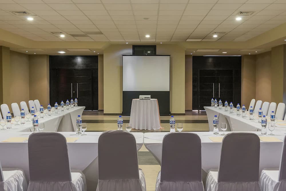 Meeting facility