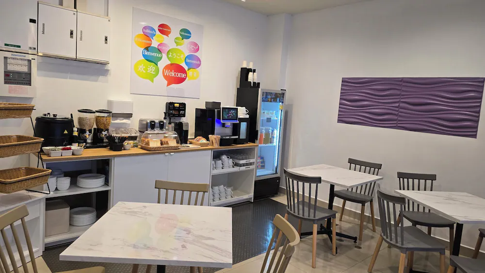 Breakfast area