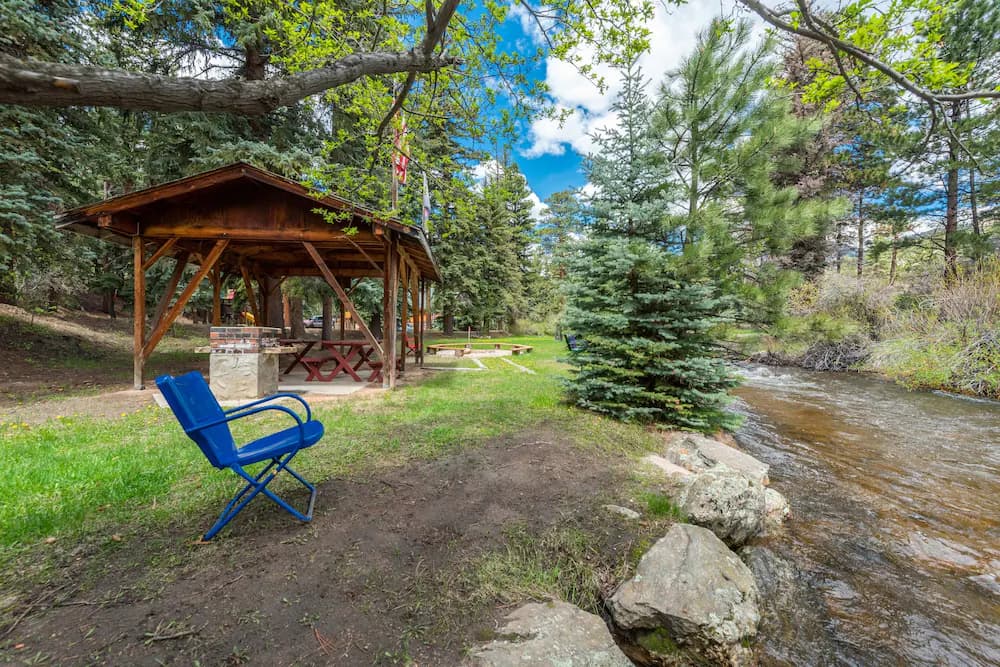 BBQ/picnic area