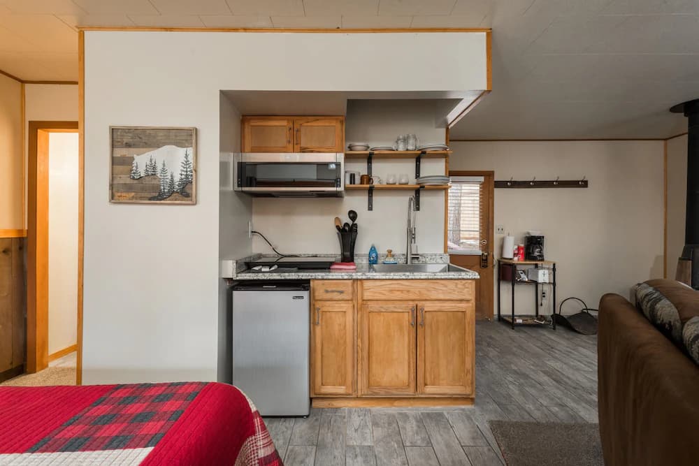 Private kitchenette