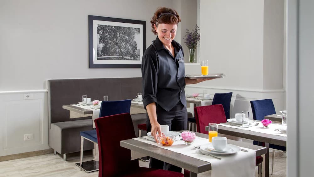 Breakfast area