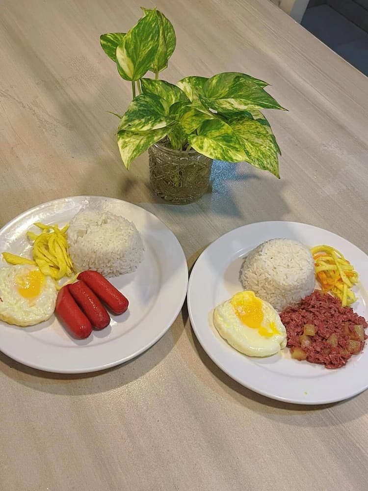 Breakfast meal