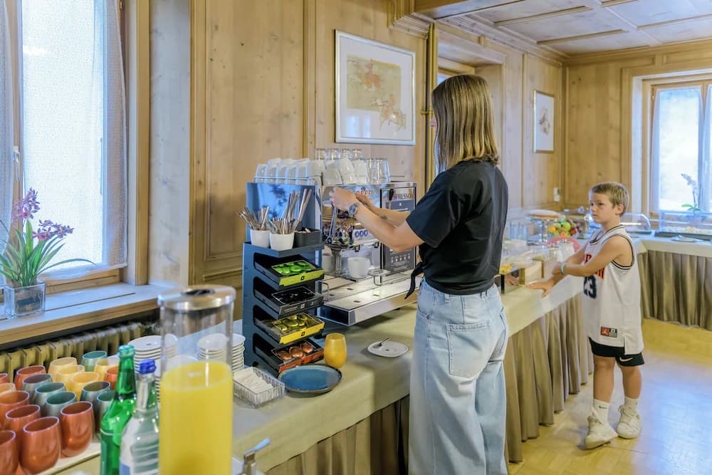 Breakfast buffet