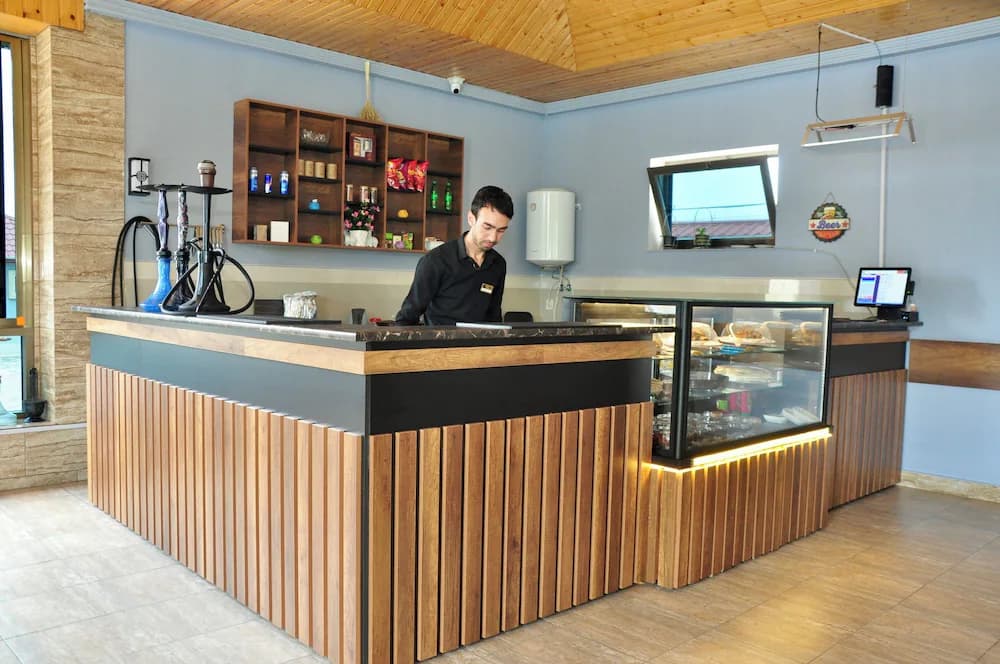 Snack bar