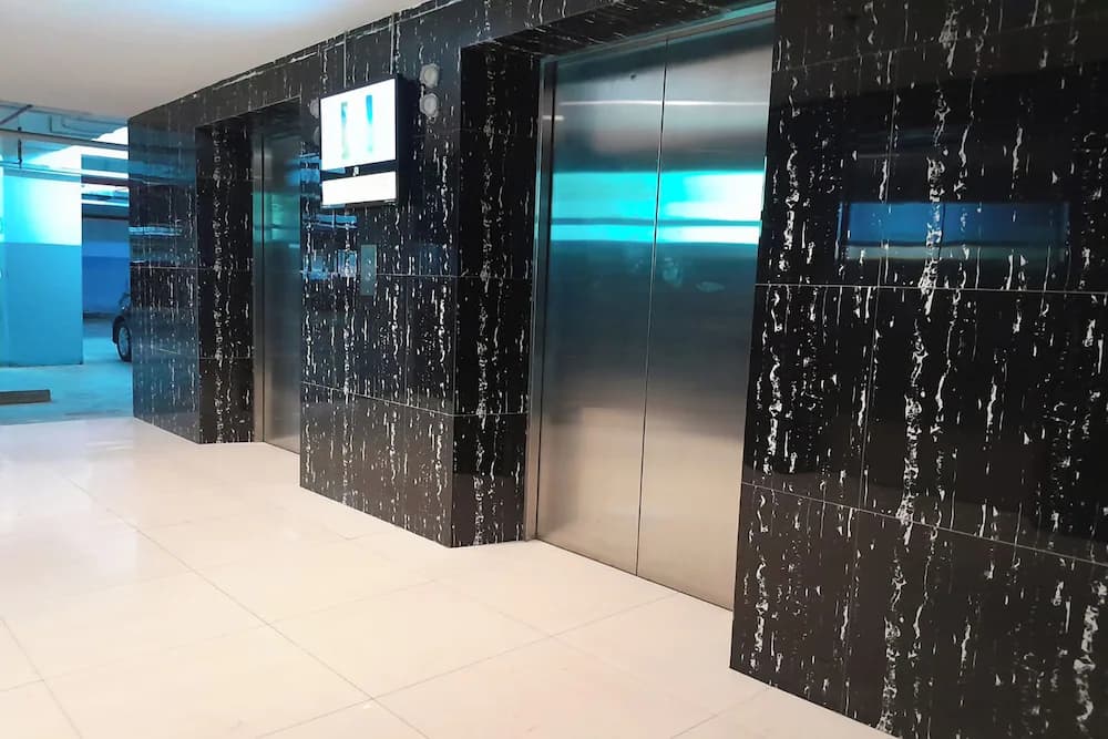 Elevator
