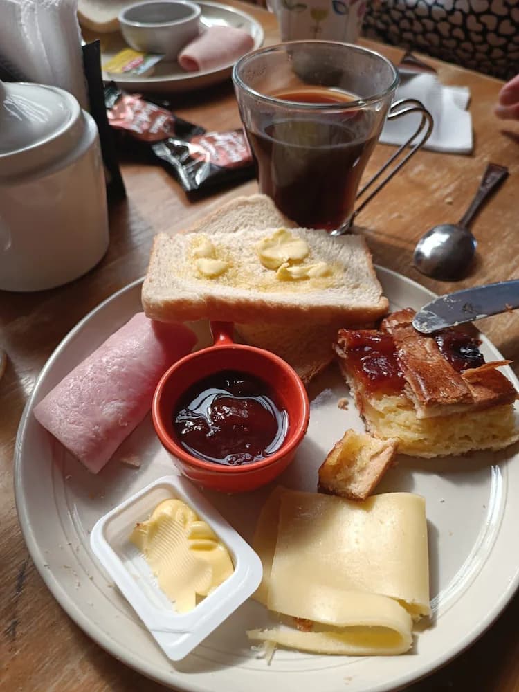 Breakfast meal