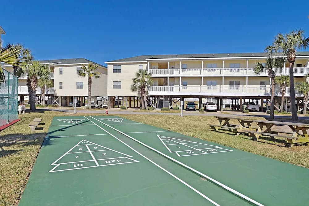 Sport court
