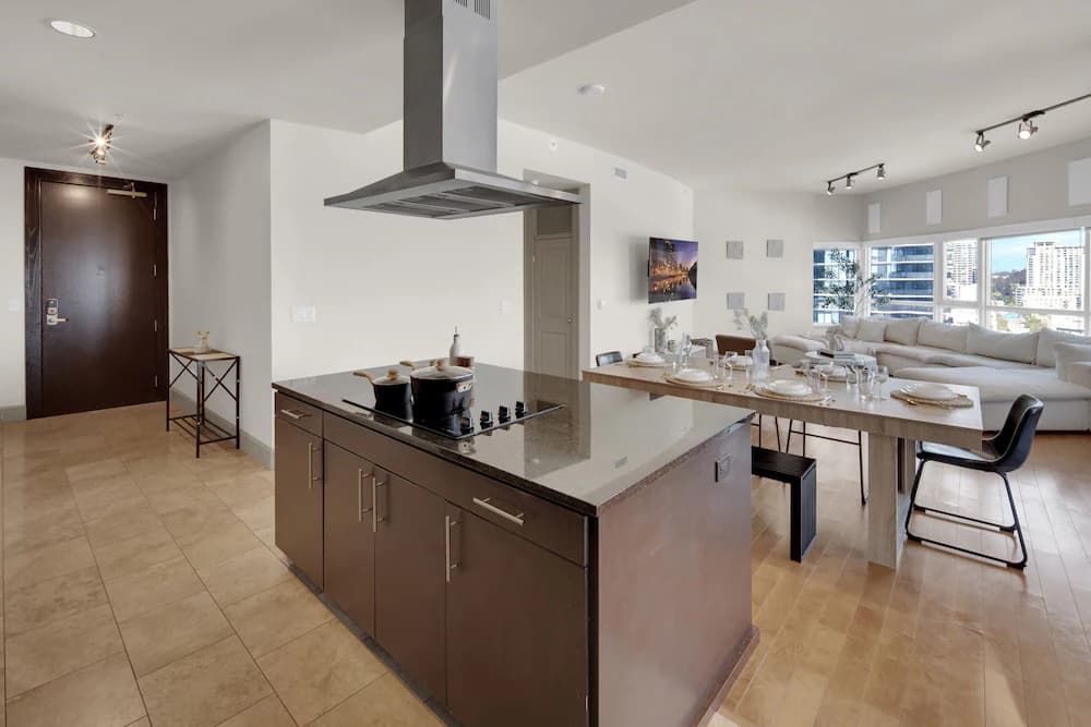 Private kitchen