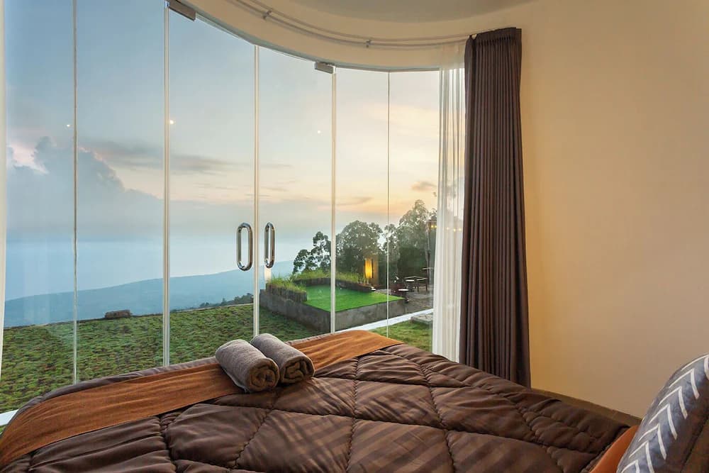 Beach/ocean view