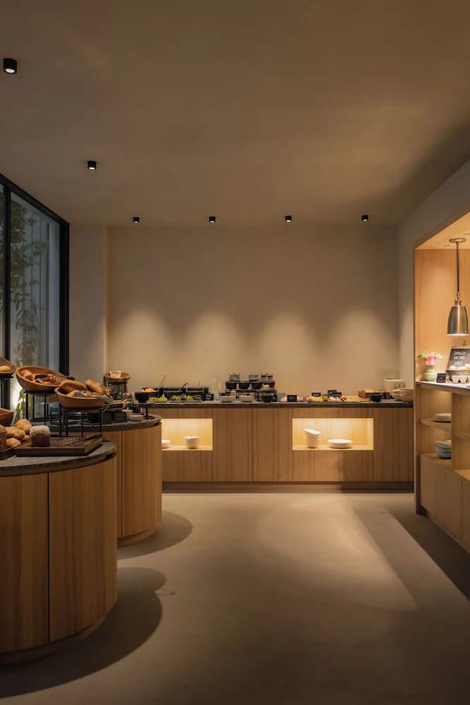 Breakfast area