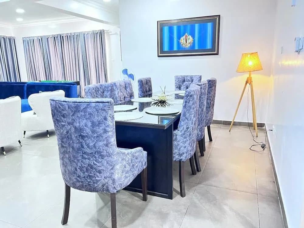 In-room dining