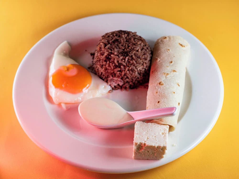 Breakfast meal
