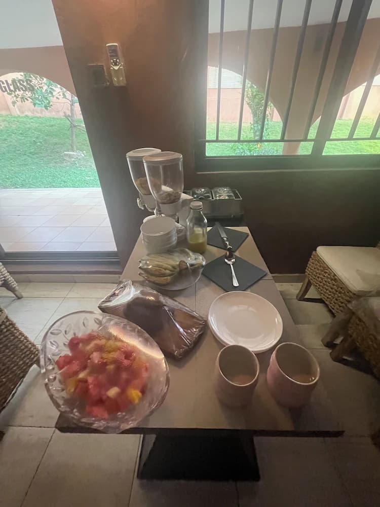 Breakfast meal