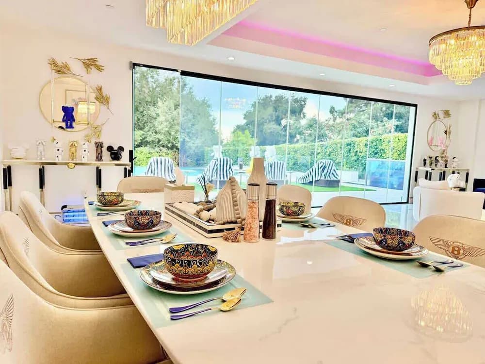 In-room dining